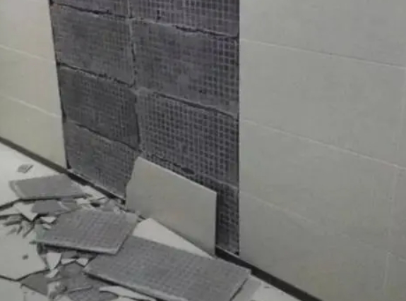 嵩明瓷砖空鼓维修公司分享下嵩明墙砖松动维修的知识